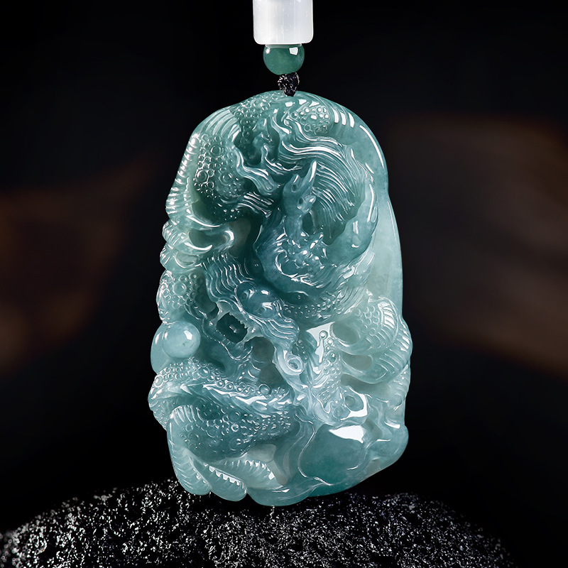 Luxury Gifts Jewelry & Watches Namfleg Mostar - Collier pendentif Dragon en jadéite birmane