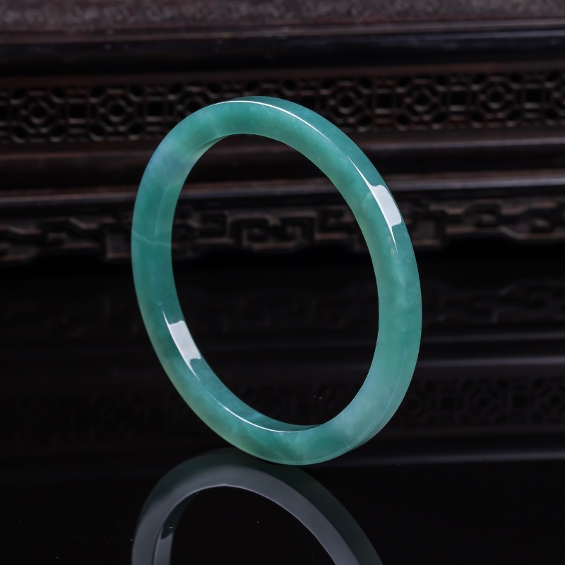 The Jewelry & Watches - Bracelet en émeraude naturelle de Birmanie