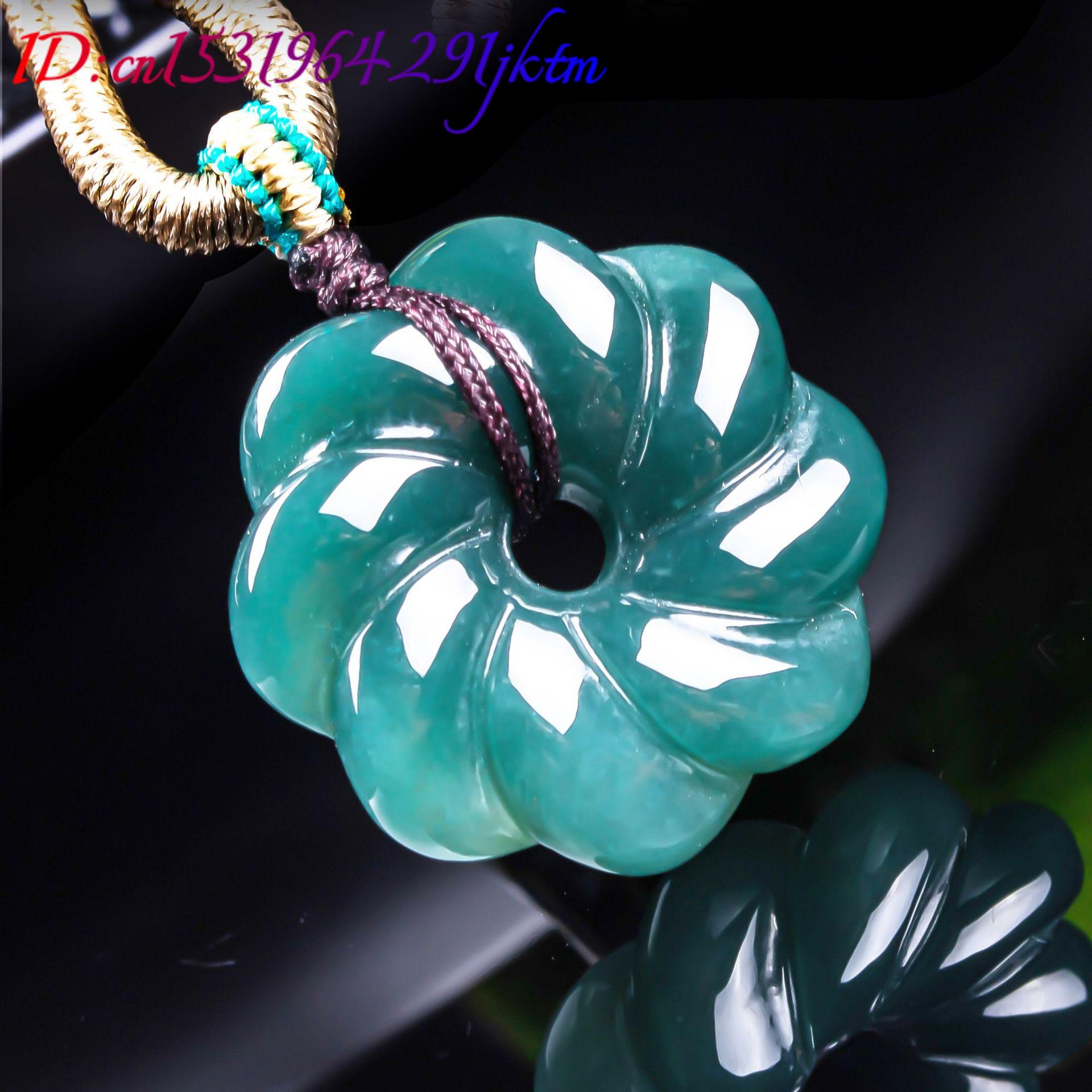 Collier avec pendentif en jade - Luxury Gifts Jewelry & Watches Namfleg Mostar avis et prix