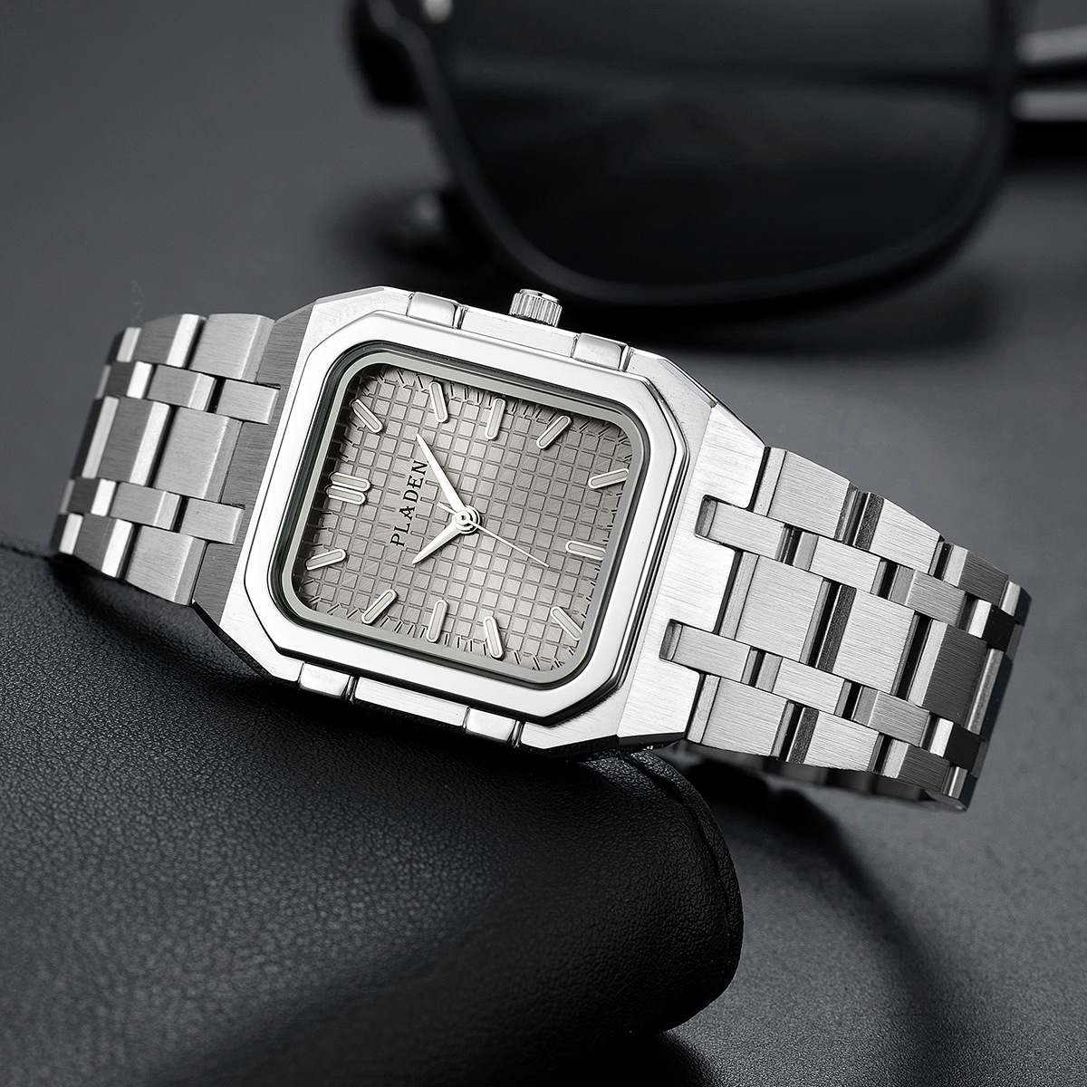 Marque de luxe cadran bleu hom - Jewelry Inspired Watches avis et prix