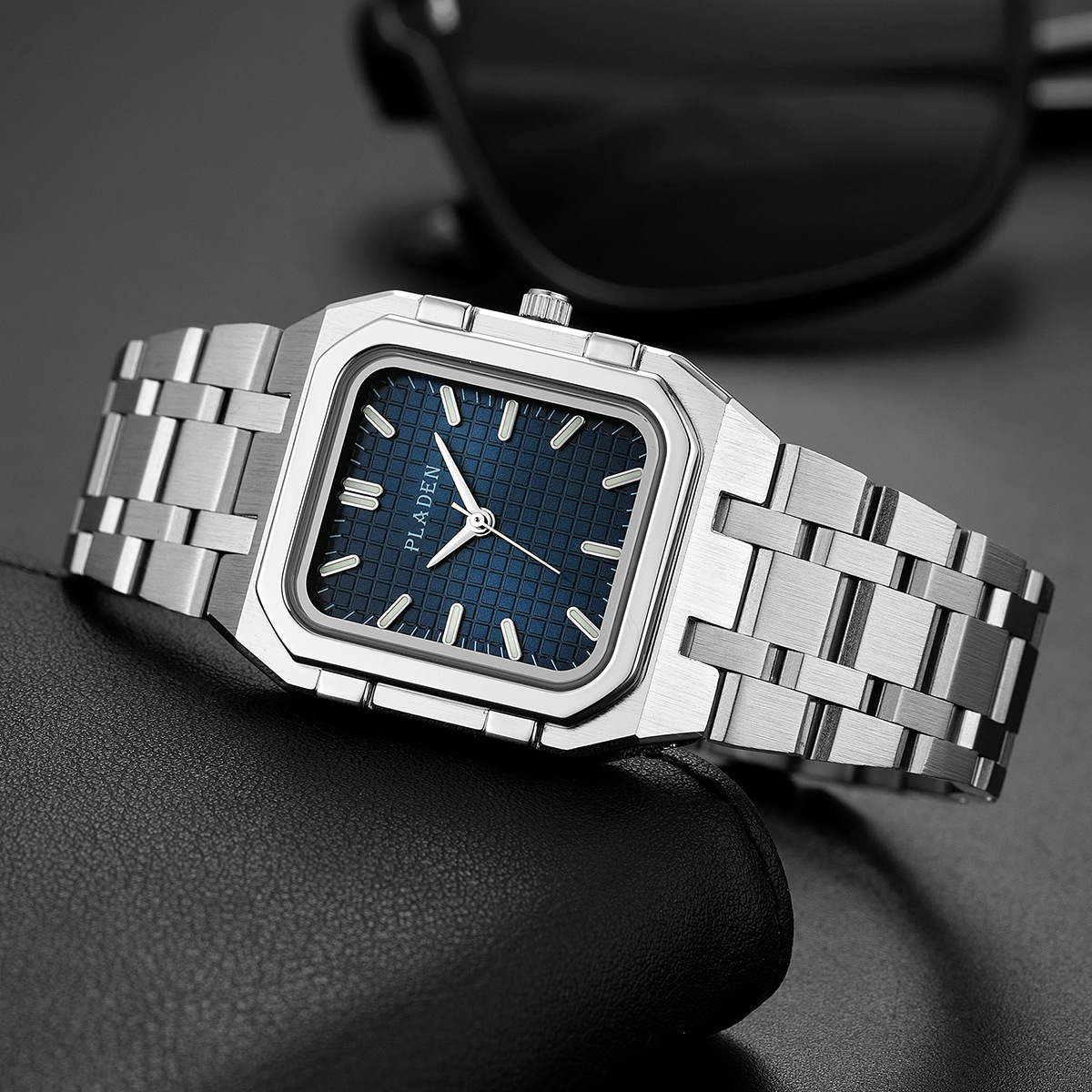 Marque de luxe cadran bleu hom - Jewelry Inspired Watches avis et prix