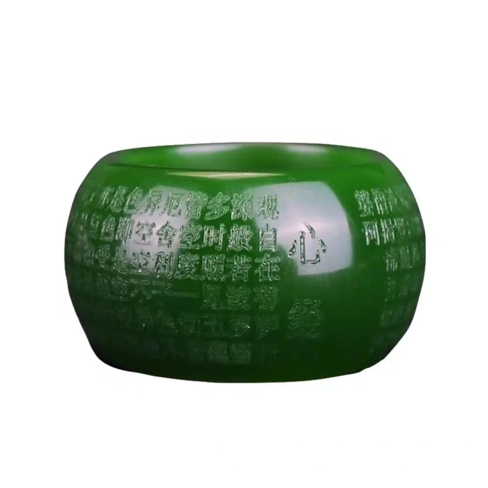 Bague en jade vert naturel de  - The Jewelry & Watches avis et prix
