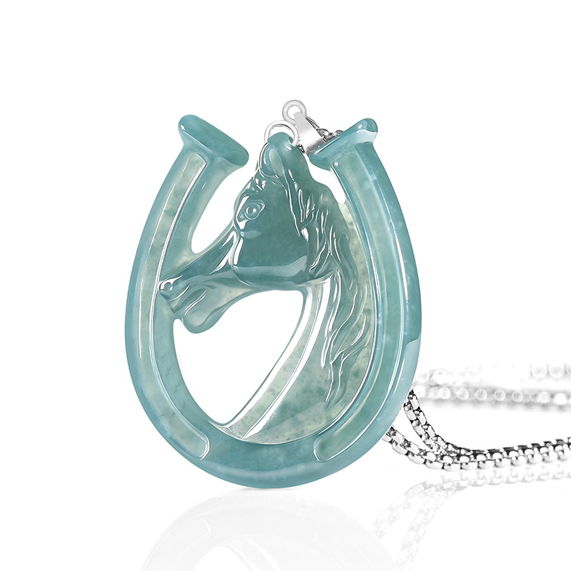 Collier pendentif sabot de che - The Jewelry & Watches avis et prix