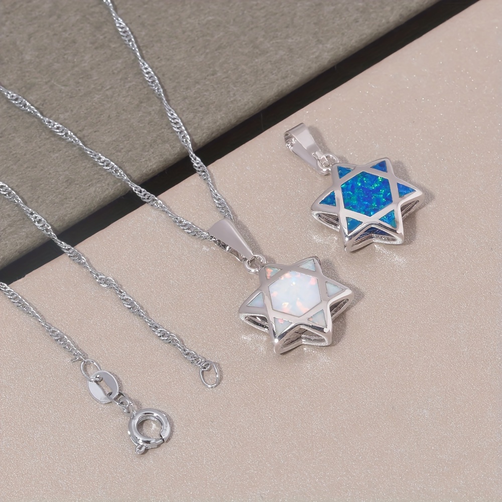 Collier pendentif étoile de Da - The Jewelry & Watches avis et prix