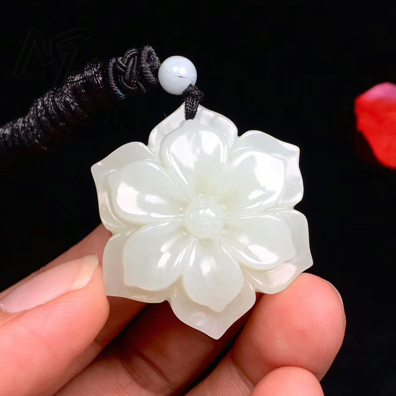 Pendentif fleur Pentagonal en  - Luxury Gifts Jewelry & Watches Namfleg Mostar avis et prix