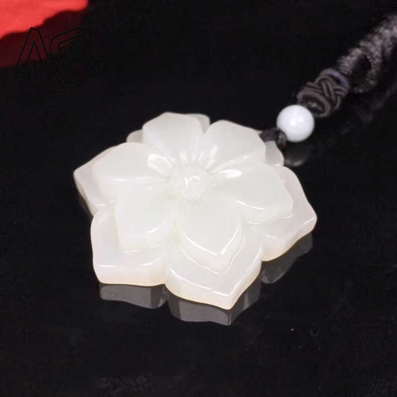 Pendentif fleur Pentagonal en  - Luxury Gifts Jewelry & Watches Namfleg Mostar avis et prix