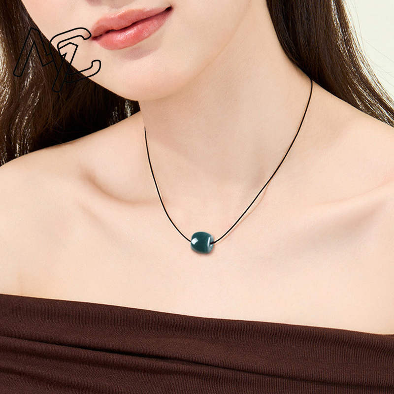 Collier pendentif en perles de - The Jewelry & Watches avis et prix